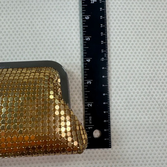 Vintage Gold Metal Mesh Clutch Women OS Gold Excellent Evening Formal Bag - Picture 5 of 6